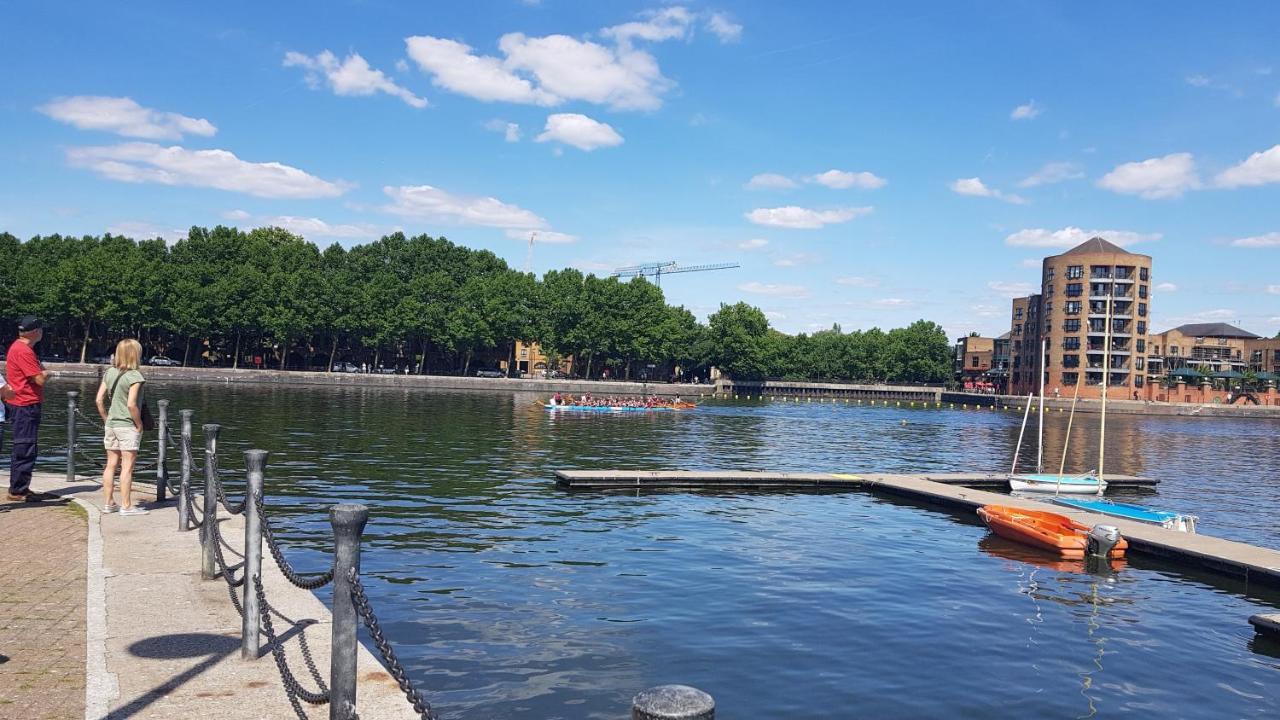 Stunning Massive Bedroom +Direct Thames River View Λονδίνο Εξωτερικό φωτογραφία