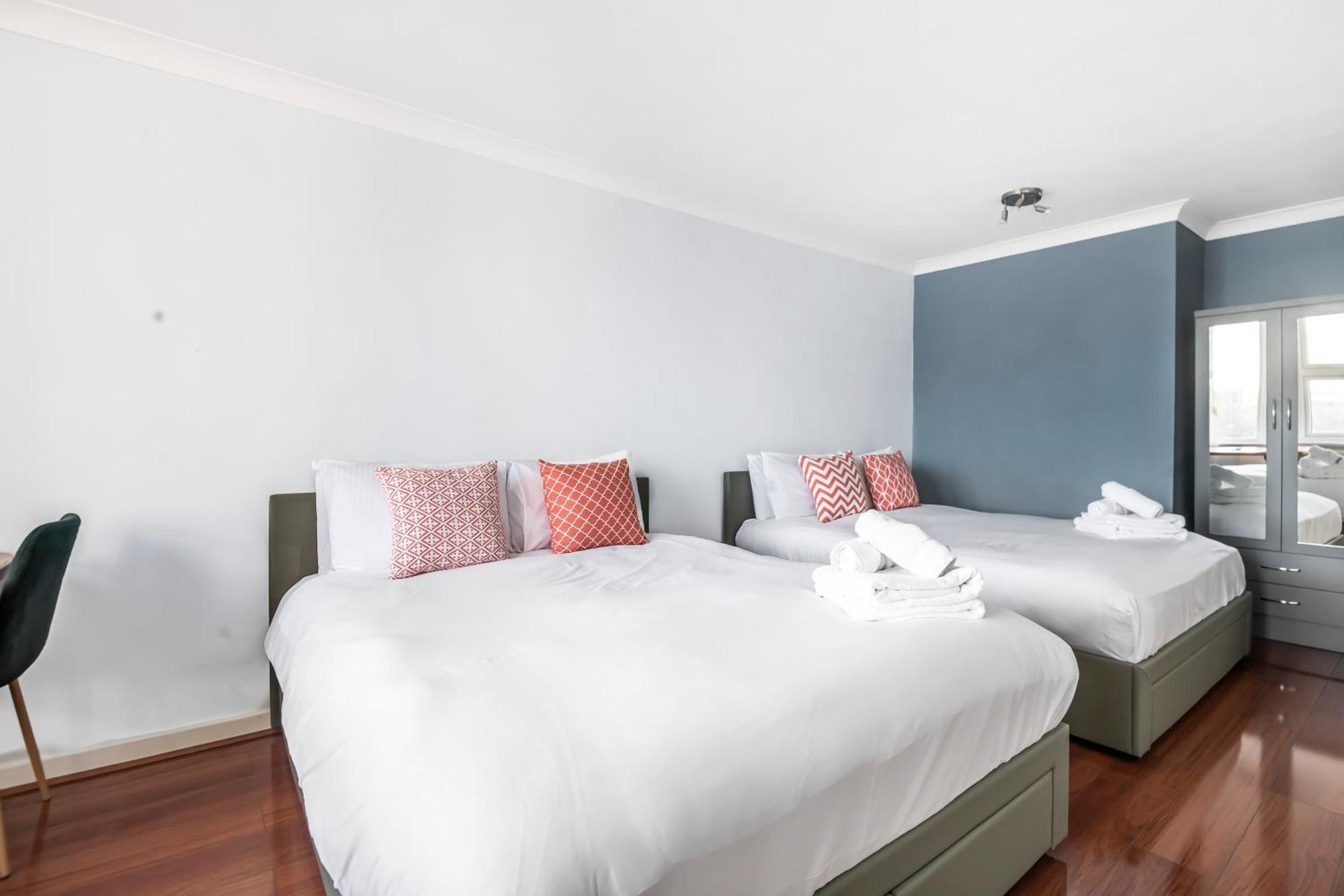 Stunning Massive Bedroom +Direct Thames River View Λονδίνο Εξωτερικό φωτογραφία